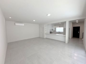 Casa en venta en MONTE DE CALABRIA Residencial, Hermosillo, Son.
