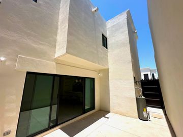 Casa en venta en MONTE DE CALABRIA Residencial, Hermosillo, Son.