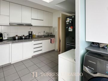Venta de Lindo Departamento de 3 Dormitorios + Cochera en Magdalena, Piso 15