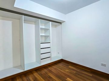 FLAT ESTRENO LA AURORA- MIRAFLORES