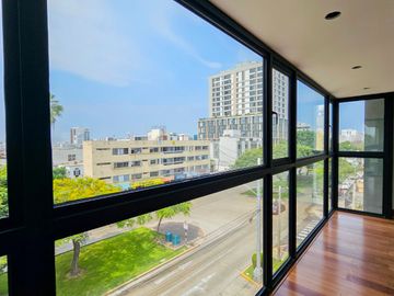 FLAT ESTRENO LA AURORA- MIRAFLORES