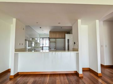 FLAT ESTRENO LA AURORA- MIRAFLORES