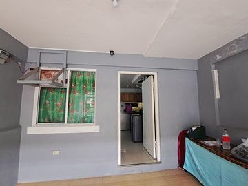 2 BR Townhouse for sale in Queenstown Heights 2 - Antipolo Rizal