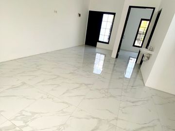 Dijual Rumah Baru Gress Minimalis Modern Di Perumahan Rungkut Asri