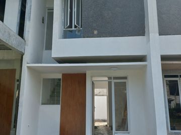 RUMAH DIJUAL DI CILEUNGSI BOGOR PERUMAHAN CIBUBUR CILEUNGSI DEKAT TOL 2 LANTAI PERUMAHAN MURAH LANGSUNG JALAN RAYA RUMAH CILEUNGSI BOGOR AKSES LEBAR,