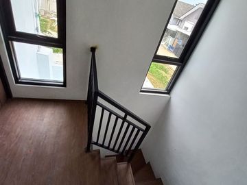 RUMAH DIJUAL DI CILEUNGSI BOGOR PERUMAHAN CIBUBUR CILEUNGSI DEKAT TOL 2 LANTAI PERUMAHAN MURAH LANGSUNG JALAN RAYA RUMAH CILEUNGSI BOGOR AKSES LEBAR,
