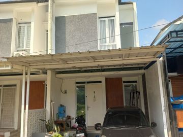 RUMAH DIJUAL DI CILEUNGSI BOGOR PERUMAHAN CIBUBUR CILEUNGSI DEKAT TOL 2 LANTAI PERUMAHAN MURAH LANGSUNG JALAN RAYA RUMAH CILEUNGSI BOGOR AKSES LEBAR,