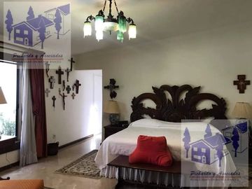 Venta de Casa en El Los Apantles San José Sumiya, Jiutepec Morelos 4 Recamaras