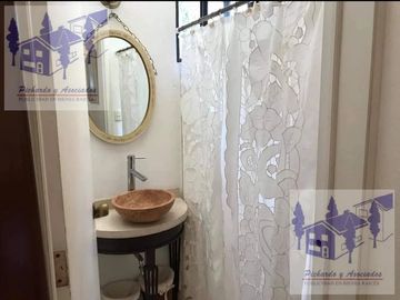 Venta de Casa en El Los Apantles San José Sumiya, Jiutepec Morelos 4 Recamaras