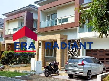 Dijual Rumah di Bintaro Sektor 7, Cluster Kebayoran Essence