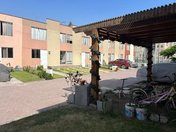 Fabulosa Casa de 2 pisos más azotea en el Condominio Casa Club El Palmar en Lurin