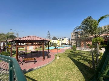 Fabulosa Casa de 2 pisos más azotea en el Condominio Casa Club El Palmar en Lurin