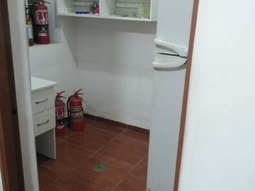 Excelente ubicación local comercial en Gamarra