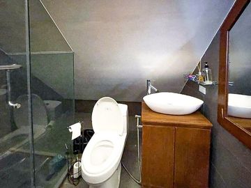 FOR SALE: Soliven Ave. I, Loyola Grand Villas, Quezon City – House and Lot