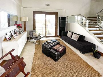 FOR SALE: Soliven Ave. I, Loyola Grand Villas, Quezon City – House and Lot