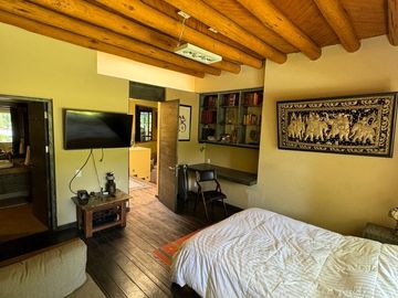 RESIDENCIA DE LUJO EN VENTA EN CLUB DE GOLF AVÁNDARO, VALLE DE BRAVO