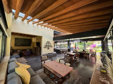 RESIDENCIA DE LUJO EN VENTA EN CLUB DE GOLF AVÁNDARO, VALLE DE BRAVO