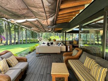 RESIDENCIA DE LUJO EN VENTA EN CLUB DE GOLF AVÁNDARO, VALLE DE BRAVO