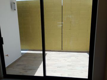 CASA EN VENTA EN SAN DIEGO CON HERMOSA COCINA y ROOFGARDEN