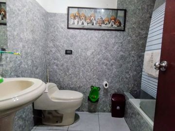 ¡OPORTUNIDAD ÚNICA! VENDO CASA EN CALLE LOS ECONÓMOS, URB. SANTA FELICIA, LA MOLINA