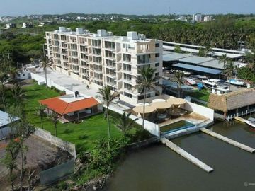 Departamento Amueblado AIRBNB, 2 recamaras, 2 baños, elevador, alberca, cochera 1 auto, isla del amor