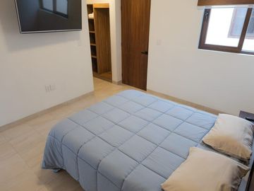 Departamento Amueblado AIRBNB, 2 recamaras, 2 baños, elevador, alberca, cochera 1 auto, isla del amor