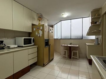 ¡¡Amplio Duplex en Venta!! Urb. Valle Hermoso - Surco