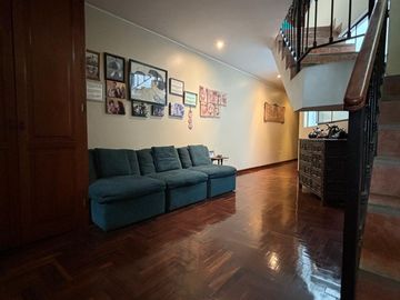 ¡¡Amplio Duplex en Venta!! Urb. Valle Hermoso - Surco