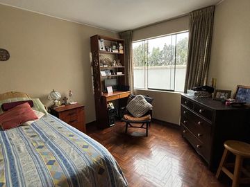 ¡¡Amplio Duplex en Venta!! Urb. Valle Hermoso - Surco