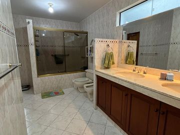 ¡¡Amplio Duplex en Venta!! Urb. Valle Hermoso - Surco