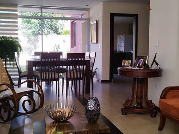 CASA DE VENTA EN LUMBISI