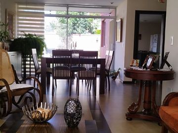 CASA DE VENTA EN LUMBISI