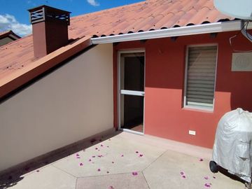 CASA DE VENTA EN LUMBISI