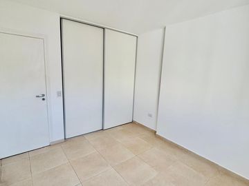 VENTA DEPARTAMENTO B° ALBERDI- 1 DORMITORIO CON BALCON