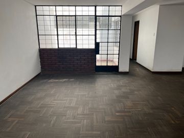 VENTA DE CASA EN CHACLACAYO 3 PISOS + LOCAL COMERCIAL