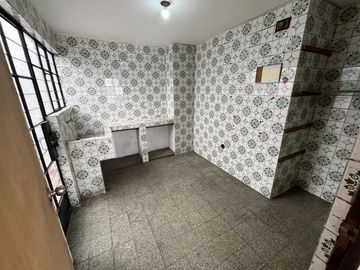 VENTA DE CASA EN CHACLACAYO 3 PISOS + LOCAL COMERCIAL