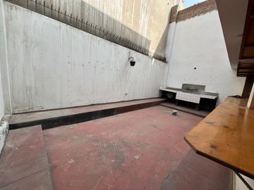 VENTA DE CASA EN CHACLACAYO 3 PISOS + LOCAL COMERCIAL