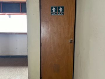 VENTA DE CASA EN CHACLACAYO 3 PISOS + LOCAL COMERCIAL