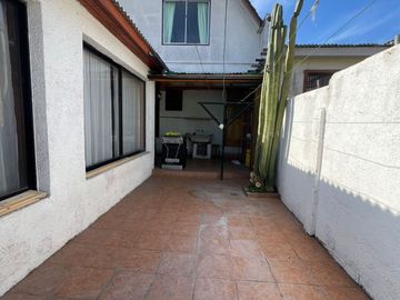 Casa en Venta sector Centro La Serena de 3D-1B ideal inversión