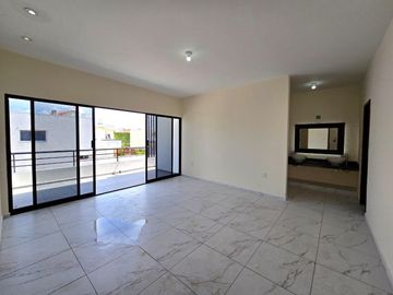 SE VENDE HERMOSA RESIDENCIA EN LAS PALMAS, VERACRUZ.