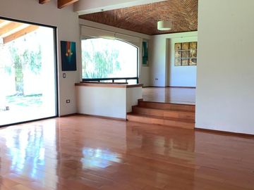 CASA EN VENTA, JARDINES DEL LAGO, AGUASCALIENTES