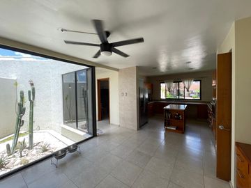 CASA EN VENTA, JARDINES DEL LAGO, AGUASCALIENTES