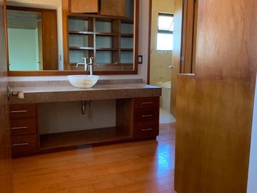 CASA EN VENTA, JARDINES DEL LAGO, AGUASCALIENTES