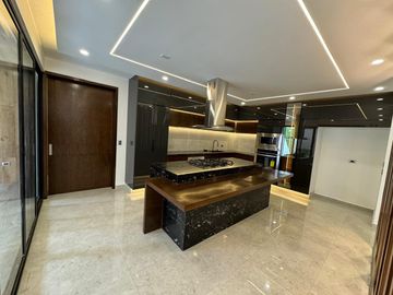 Espectacular casa en Lomas de Angelópolis