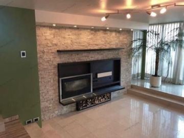 Casa en venta Pirque.