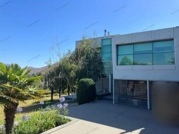 Casa en venta Pirque.