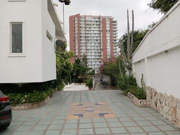 Venta de Casa Rentera en Manta