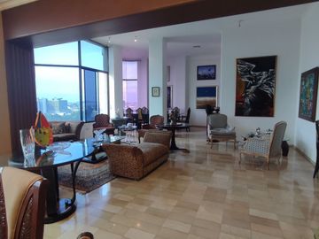 SE VENDE DEPARTAMENTO EN LOMAS DE URDESA