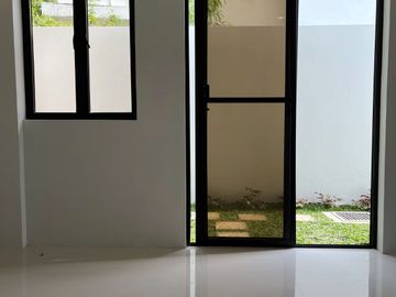 FOR SALE: Monteverde Royale, Taytay, Rizal - Brand New Duplex (2 Units)
