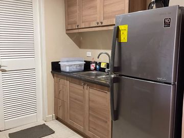 FOR SALE: Grand Quarter 1, Crosswinds By Brittany, Brgy. Iruhin, Tagaytay - Fully-Furnished, Spacious 1-Bedroom Unit